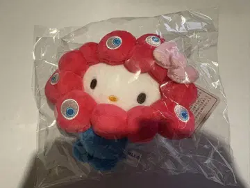 오사카 만박 산리오 헬로키티 미야쿠미야쿠 변신 카라비너 포함 마스코트