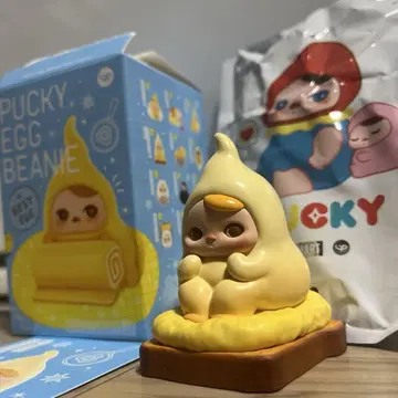 PUCKY EGG BEANIE 스크램블 에그 토스트