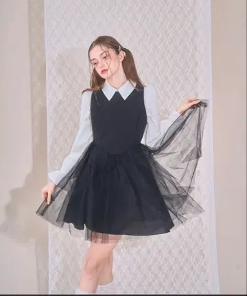 이종 소재 튤 핏&플레어 원피스