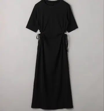 뷰티앤유스 사이드홀 숏슬리브 원피스