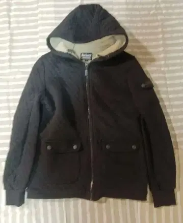 바버 퀼팅 보아 후드티