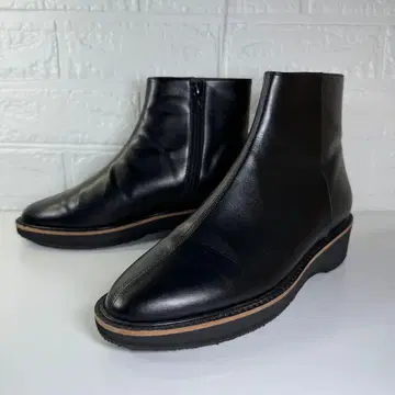 [ 새상품급 ] 와코루 서세스워크 우천 겸용 사이드지퍼 블랙 24cm