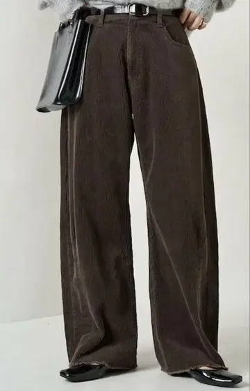 FREAK'S STORE 코듀로이 커브 팬츠 브라운 M 시착만 한 상품