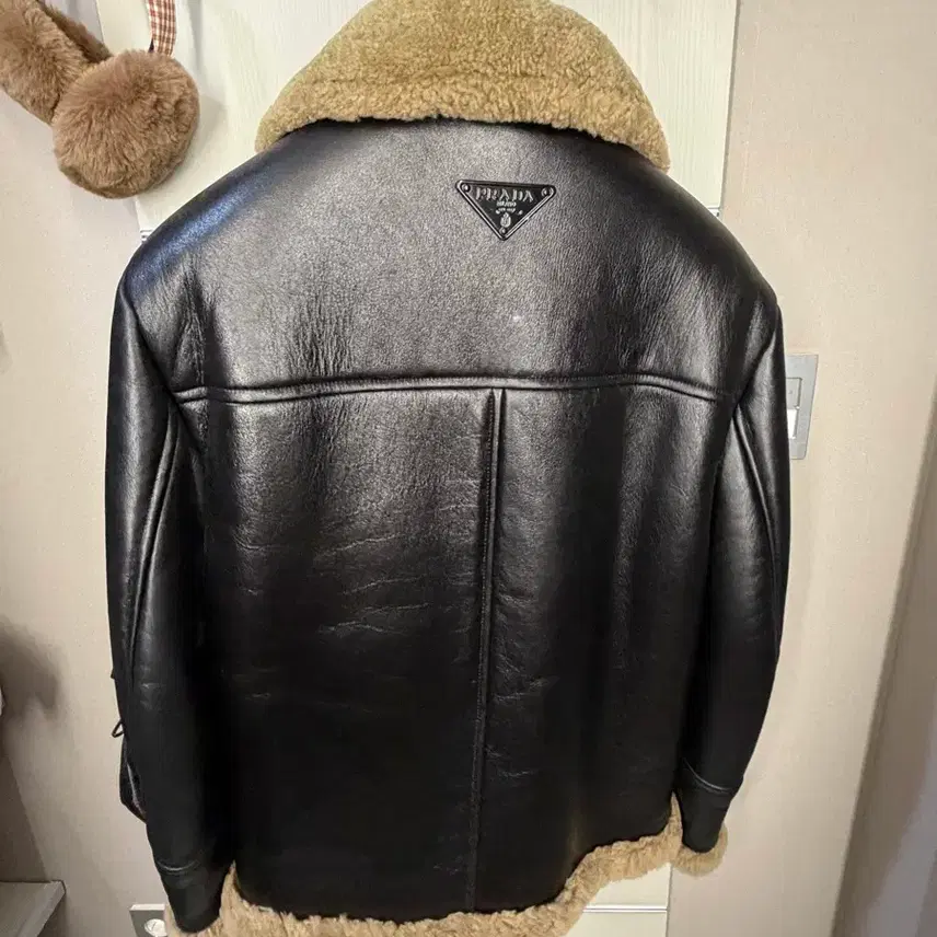 프라다 무스탕 시어링 새상품 사진 2