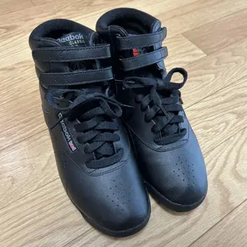 리복 프리스타일 하이 블랙 24.5cm Reebok F/S HI