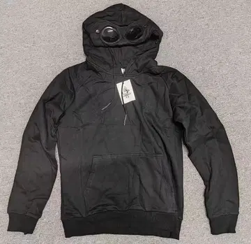 C.P. COMPANY 블랙 후드티 XL 사이즈 고글 포함