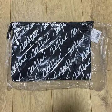 WTW 클러치백 PC 케이스