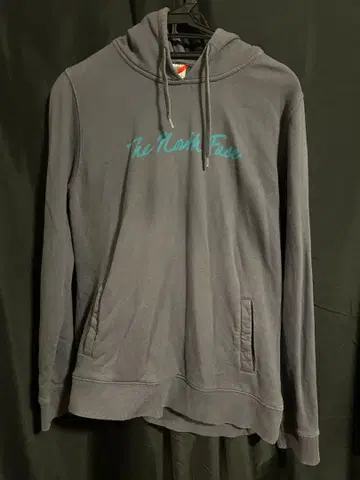 The North Face 그레이 후드티 후드 부착