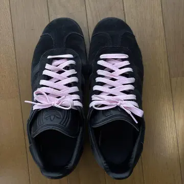 블랙스 스웨이드 스니커즈 핑크 신발끈