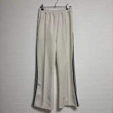 크림 화이트 라인 팬츠