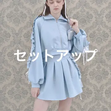 단 한 번 착용 [Lovilyn] 프릴 리본 저지 (셋업)