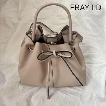 새상품급 FRAY I.D 리본 핸드백 숄더백 2WAY