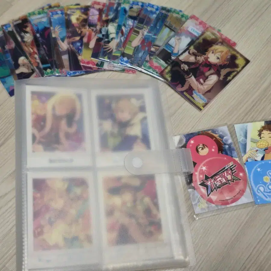 Ensemble Stars! 32 Pashacards, 25 clear cards bulk sale, collaboration cafe pre-order benefits bulk