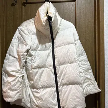 화이트 다운 자켓 S 사이즈 유니클로 질 샌더 콜라보