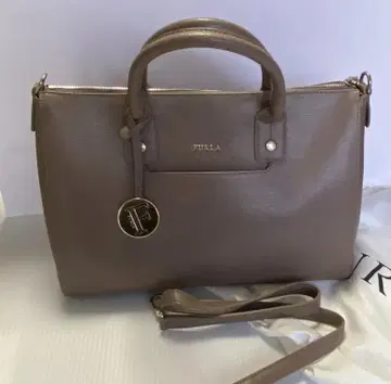 FURLA 그레이 핸드백