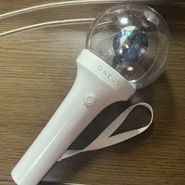ONEUS 응원봉 화이트 상자 없음