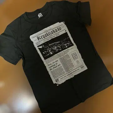 Keyakizaka46 신문풍 셔츠 블랙