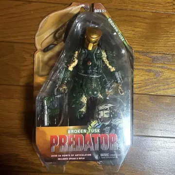 neca 브로큰 태스크 프레데터