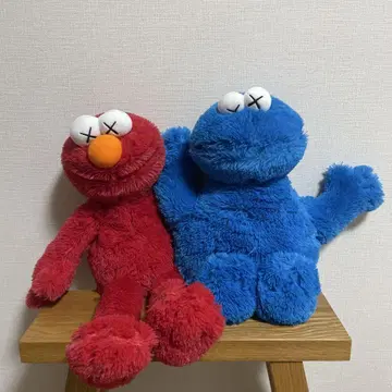 KAWS 쿠키 몬스터 봉제 인형