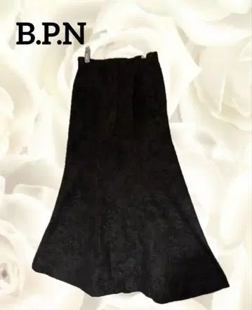 [ black peace now ] 꽃무늬 올 패턴 데님 머메이드 스커트