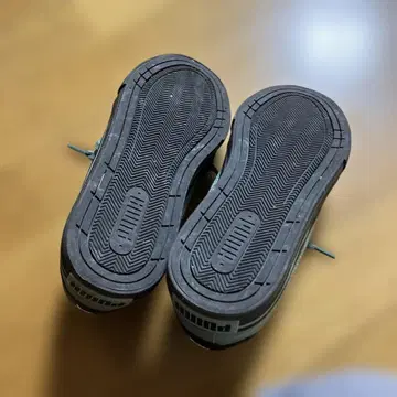 Puma 그린 스니커즈