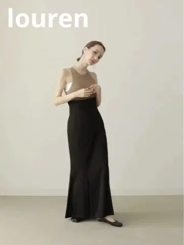 새상품급 louren mermaid pleats skirt M 사이즈