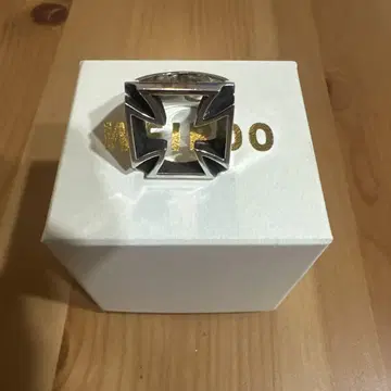 WEIRDO 크로스 반지