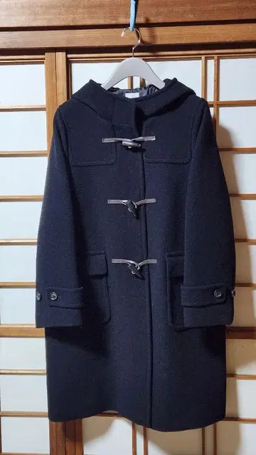 그린 레이블 릴랙싱 더플 코트 블랙