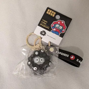 산리오 미야쿠미야쿠 나리키리 흑백 키링 오사카 만박 한교동