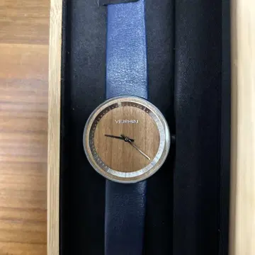 VEJRHOJ 아날로그 손목시계 브라운/네이비
