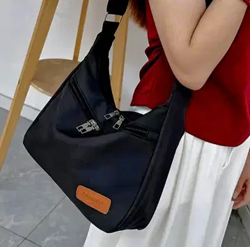 초경량 숄더백 더블 지퍼 블랙