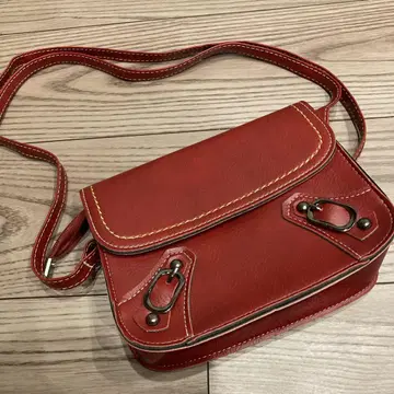 [ 새상품 ] 숄더백 인조 가죽 미니백 빨간색 크림슨 레트로