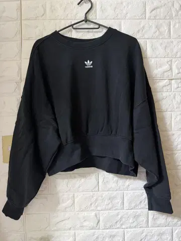 adidas 블랙 숏 기장 맨투맨 L