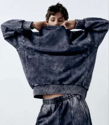 [ ZARA ] 페이드 이펙트 플러시 저지 스웨트 셔츠 블루