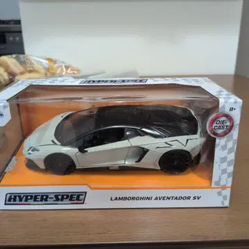 HYPER-SPEC Lamborghini Aventador SV