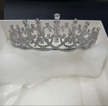 ANNNAN WEDDING 티아라