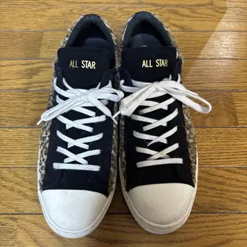 ALL STAR 레오파드 무늬 스니커즈