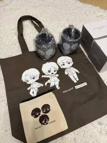 진격의 거인 파우치 토트백 머그 x 2세트