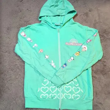 산리오 퓨로랜드 민트 그린 후드티