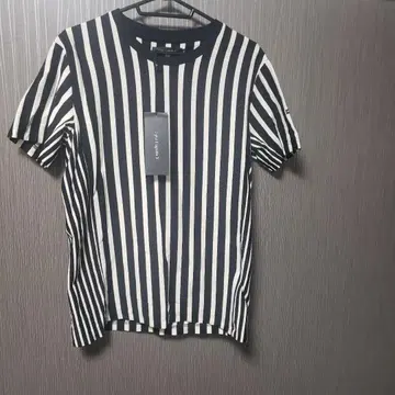 1PIU1UGUALE3 스트라이프 티셔츠