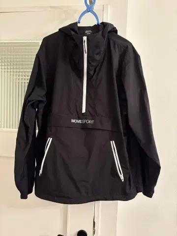 MOVE SPORT 블랙 마운틴 후드티