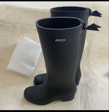 새상품급 AIGLE 최상위 모델 레인부츠 미리카 23.5 블랙