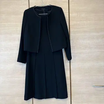 YUKI TORII 블랙 정장 세트