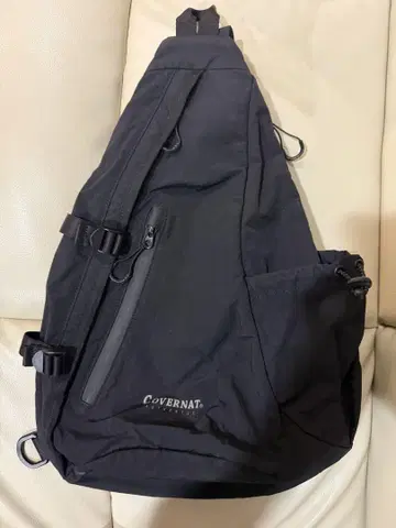 COVERNAT 블랙 숄더백