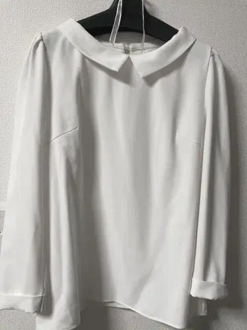 LialaPG 화이트 카라 부착 긴팔 블라우스 M