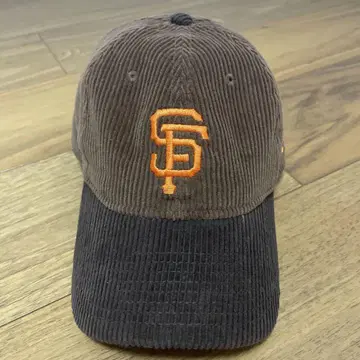 NEWERA SF 로고 브라운 9TWENTY 캡
