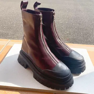 [ ZARA ] 가죽 통굽 미디엄 부츠