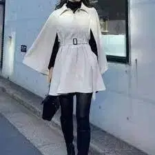 소아르 플러피 케이프 코트 FREE SIZE