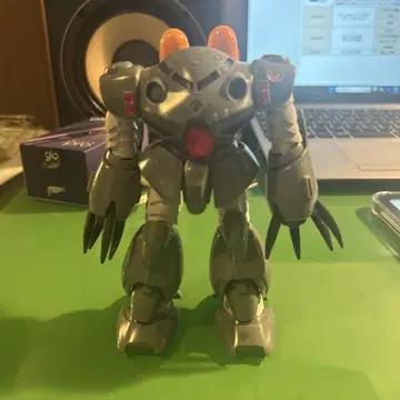 HG 즈고그 E