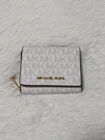 MICHAEL KORS 3단 폴더형 지갑 화이트
